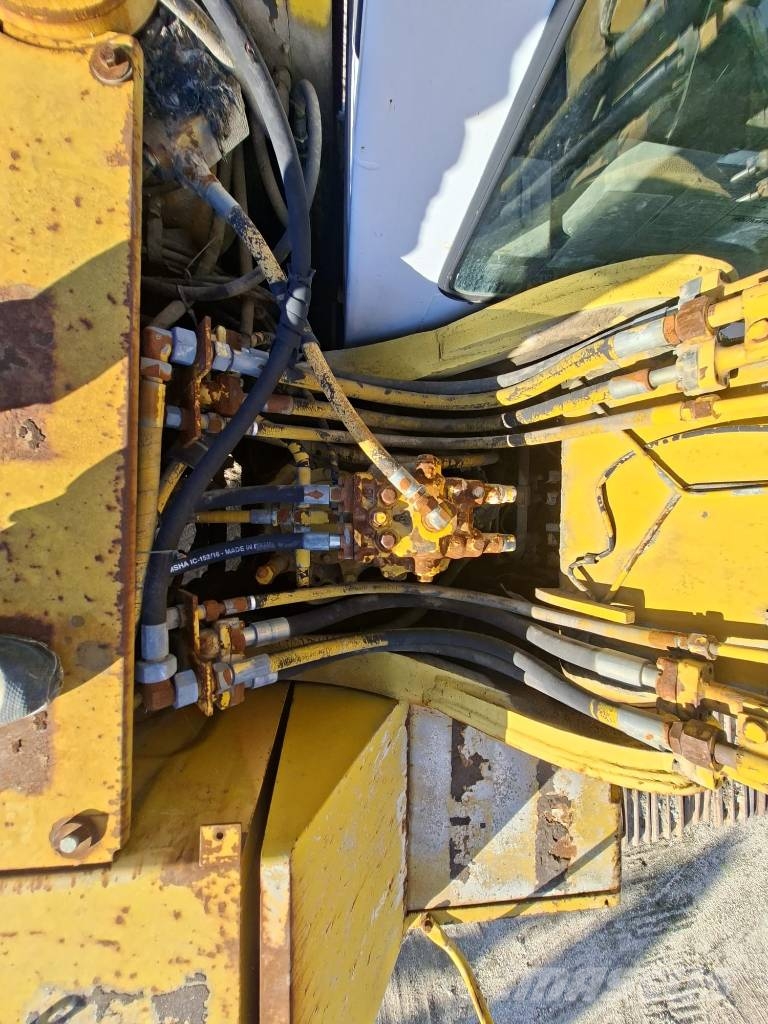 Komatsu PC 240 NLC-5K Escavadoras de rastos