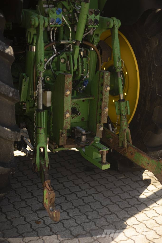 John Deere 7530 AP Traktori
