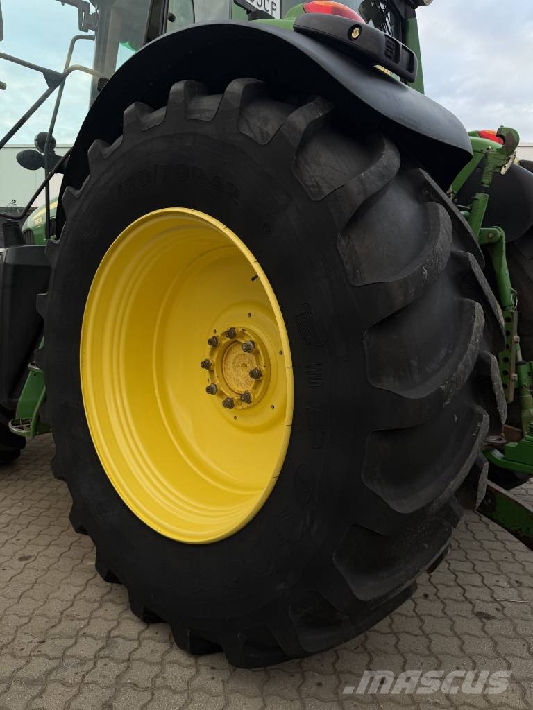 John Deere 7530 AP Traktori