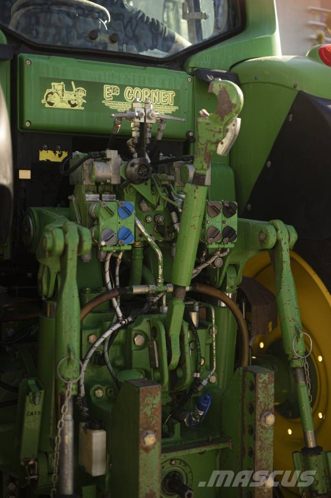 John Deere 7530 AP Traktori