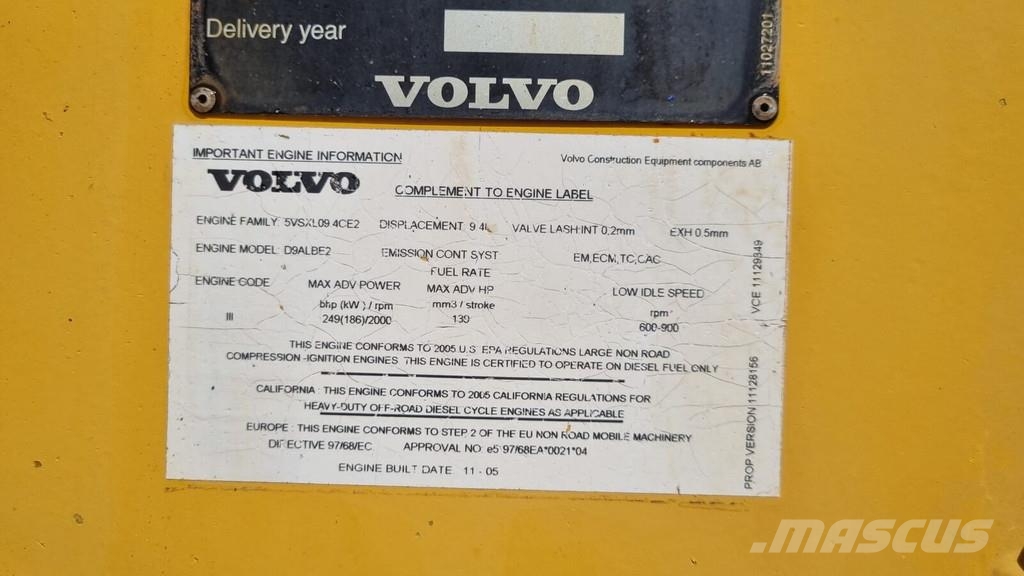 Volvo L 150 E لوادر بعجل