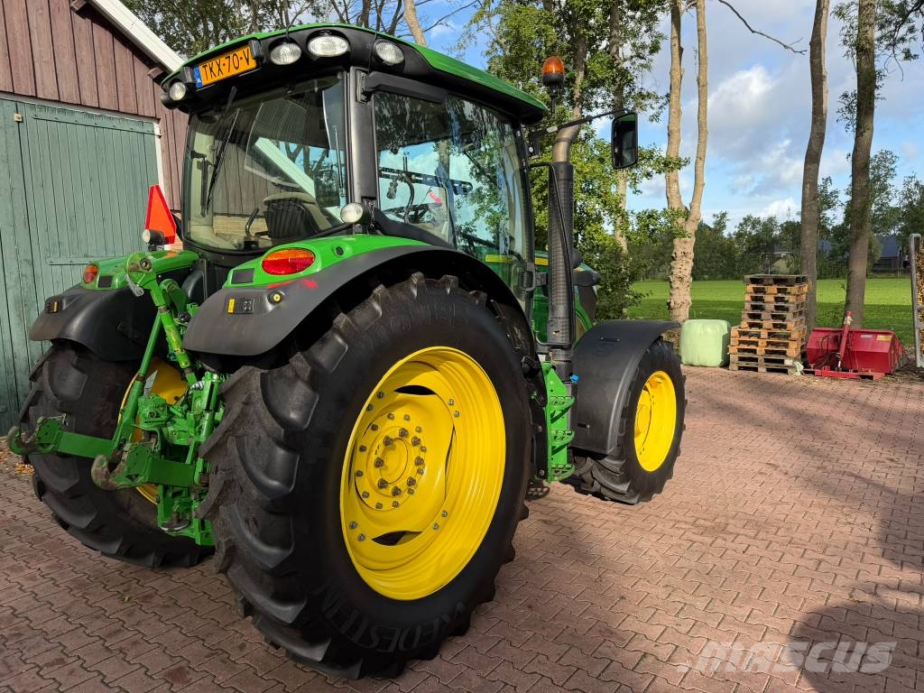 John Deere 6125R AutoPowr Traktorji