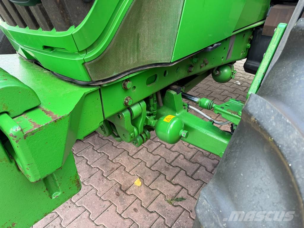 John Deere 6125R AutoPowr Traktorji