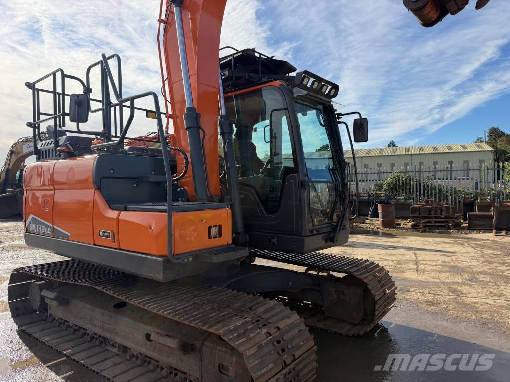 Doosan DX 140 LC Crawler excavators