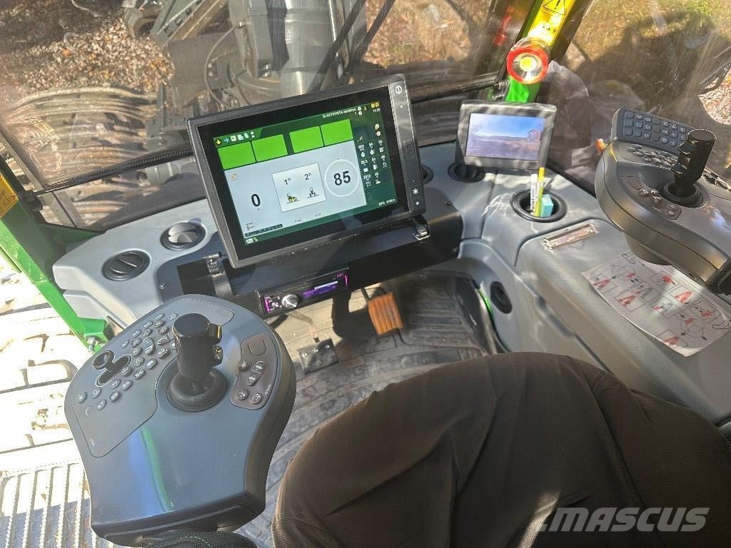 John Deere 1270 G حصادات