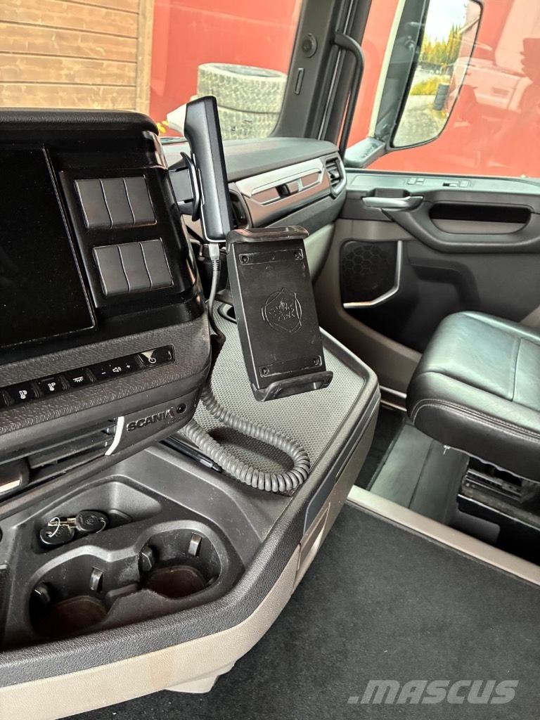 Scania R500 Super 6x2 Prime Movers