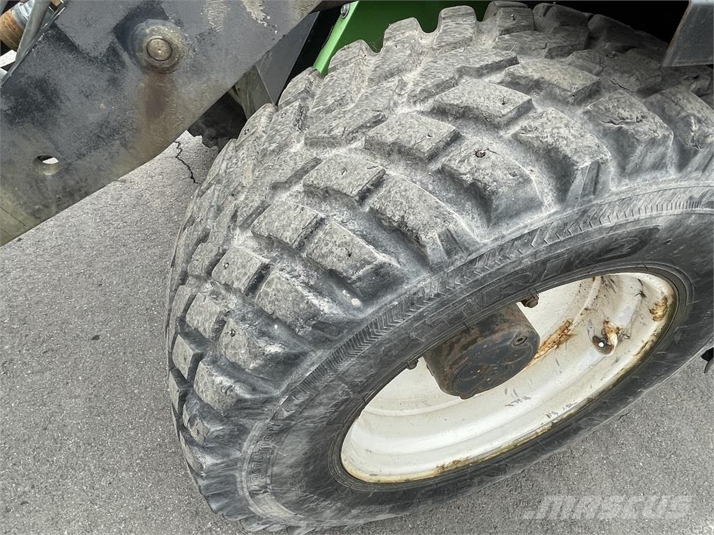 LM Trac 680 4X4 Комунални съоражения