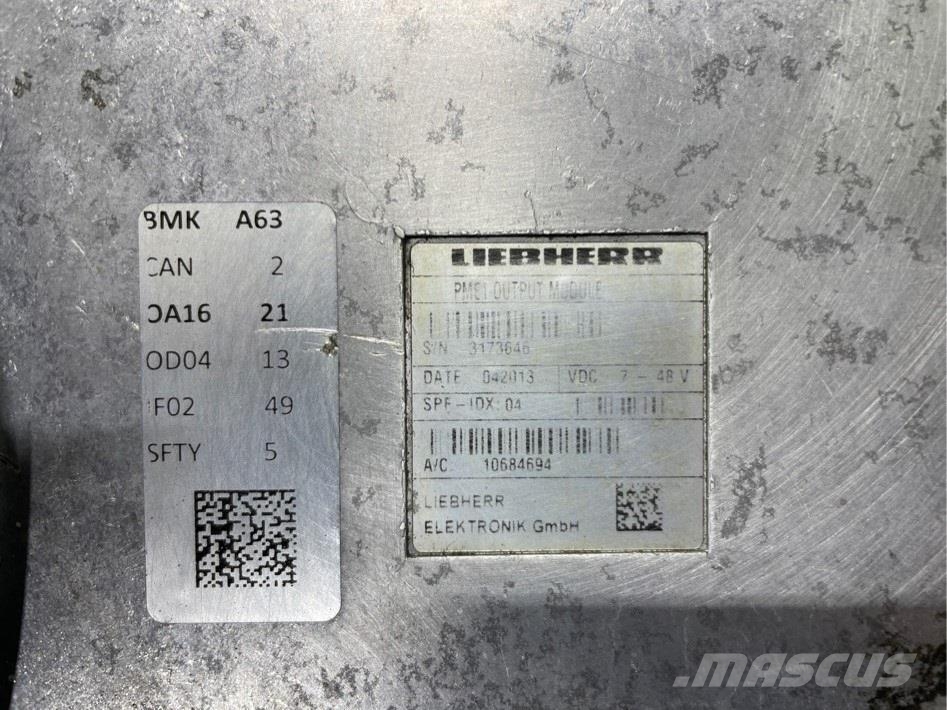 Liebherr LH22M-10684694-PME1-BMK A63-CAN Module Componentes electrónicos