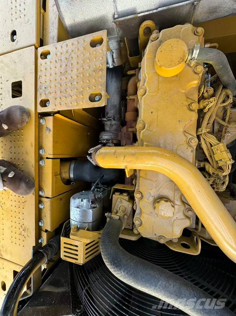 CAT 329 D L Raupenbagger