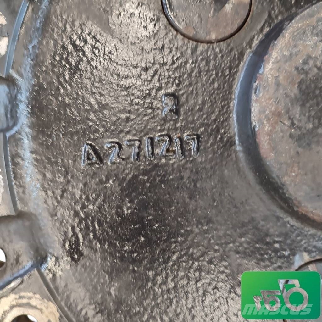 New Holland T7.220 Front Axle Final Drive CNH 47984390 Vaihteisto