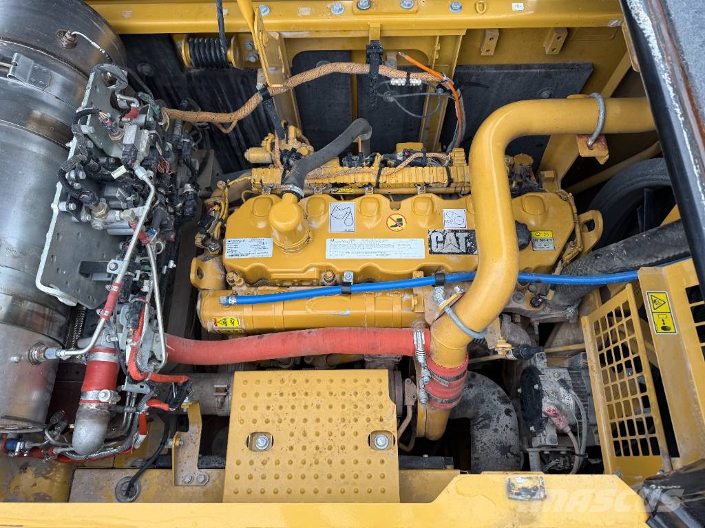 CAT 337FLN - German / OilQuick / Rear + Side Camera Гусеничні екскаватори