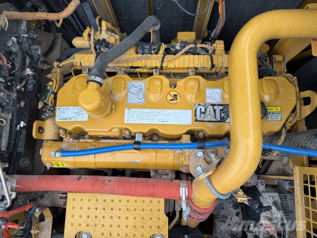 CAT 337FLN - German / OilQuick / Rear + Side Camera Гусеничні екскаватори