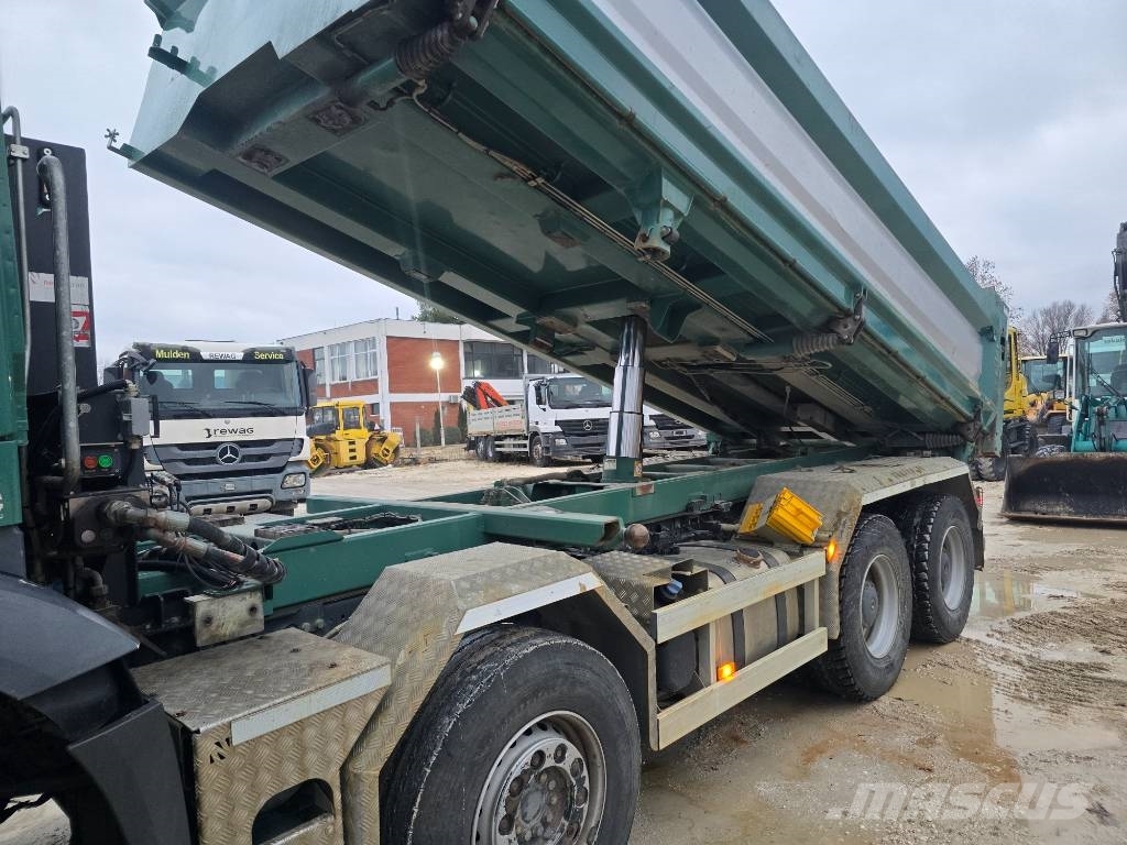 Mercedes-Benz Arocs 3245 Pašizgāzējs