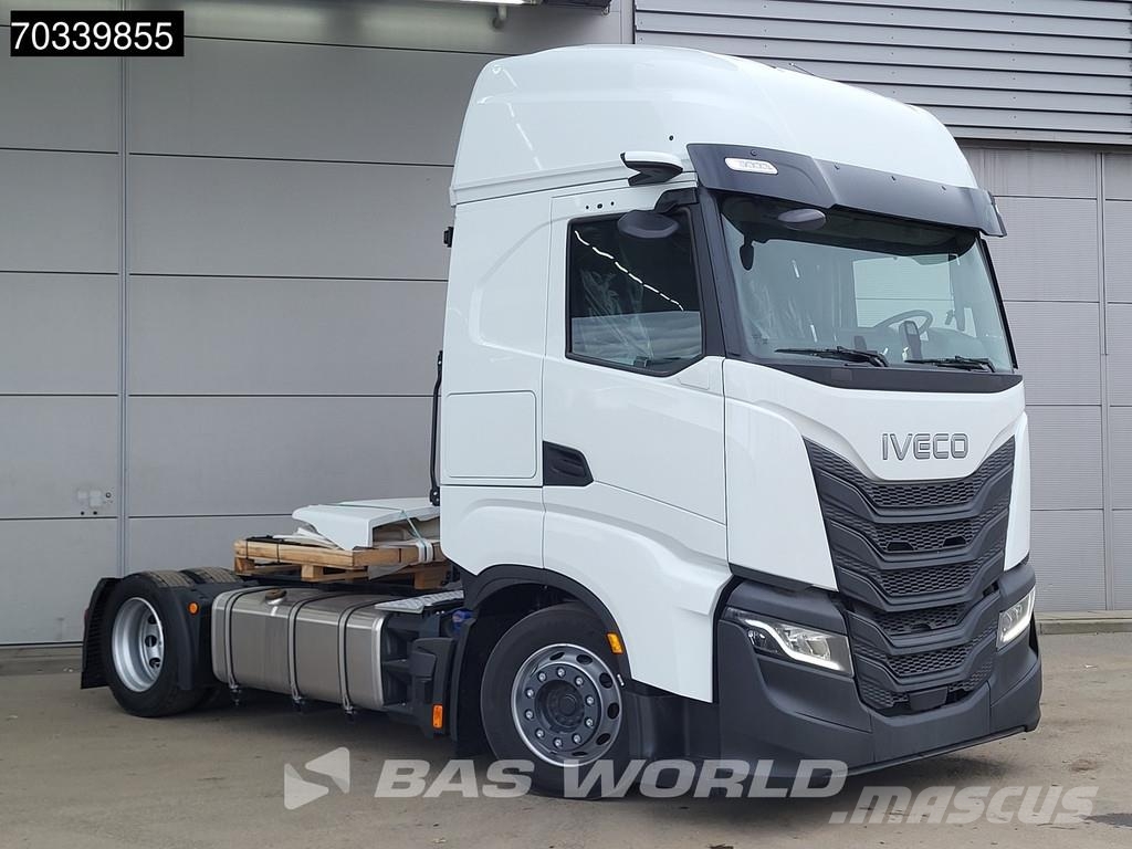 Iveco S-Way 500 4X2 NEW! MEGA Retarder 2x tanks Standkli Vilcēji