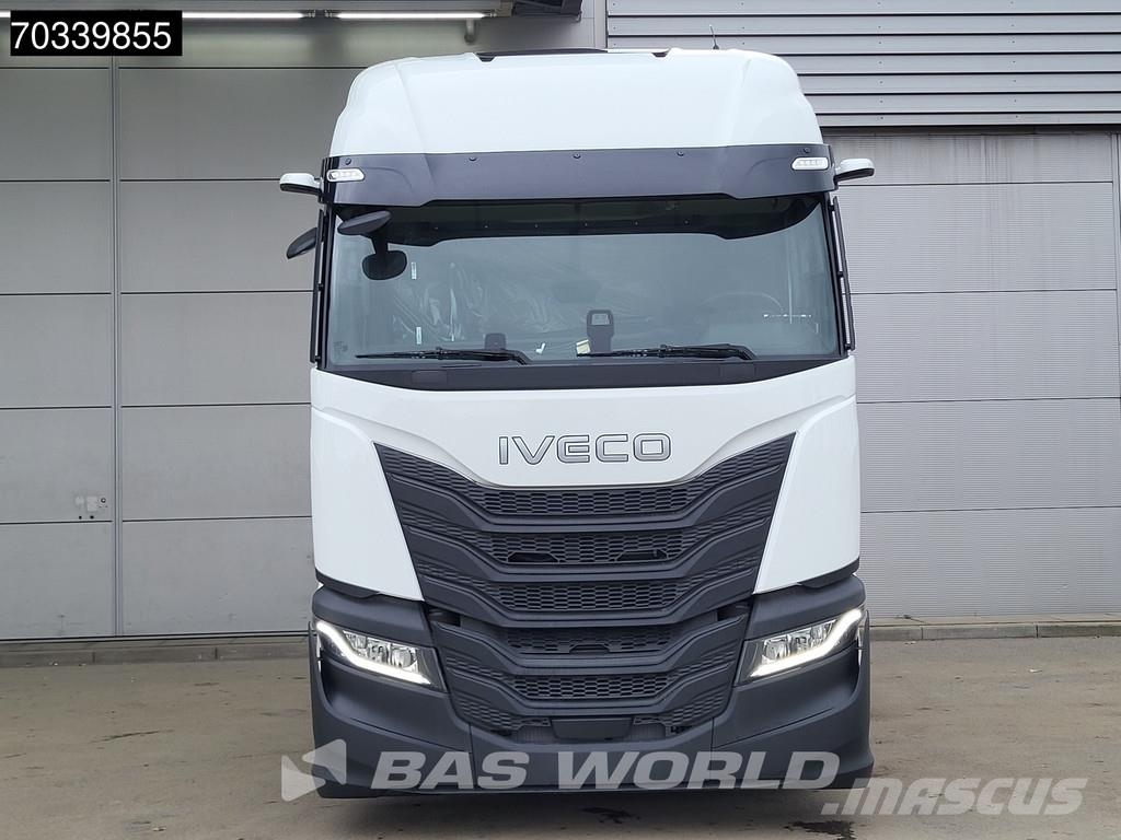 Iveco S-Way 500 4X2 NEW! MEGA Retarder 2x tanks Standkli Vilcēji