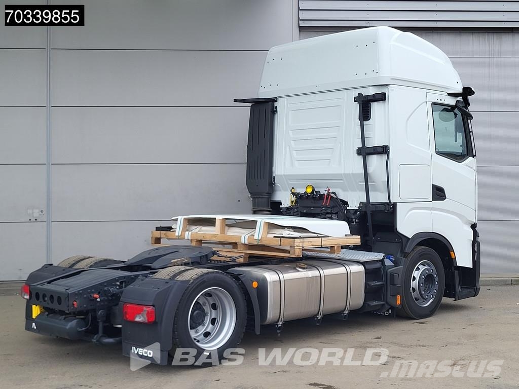 Iveco S-Way 500 4X2 NEW! MEGA Retarder 2x tanks Standkli Vilcēji