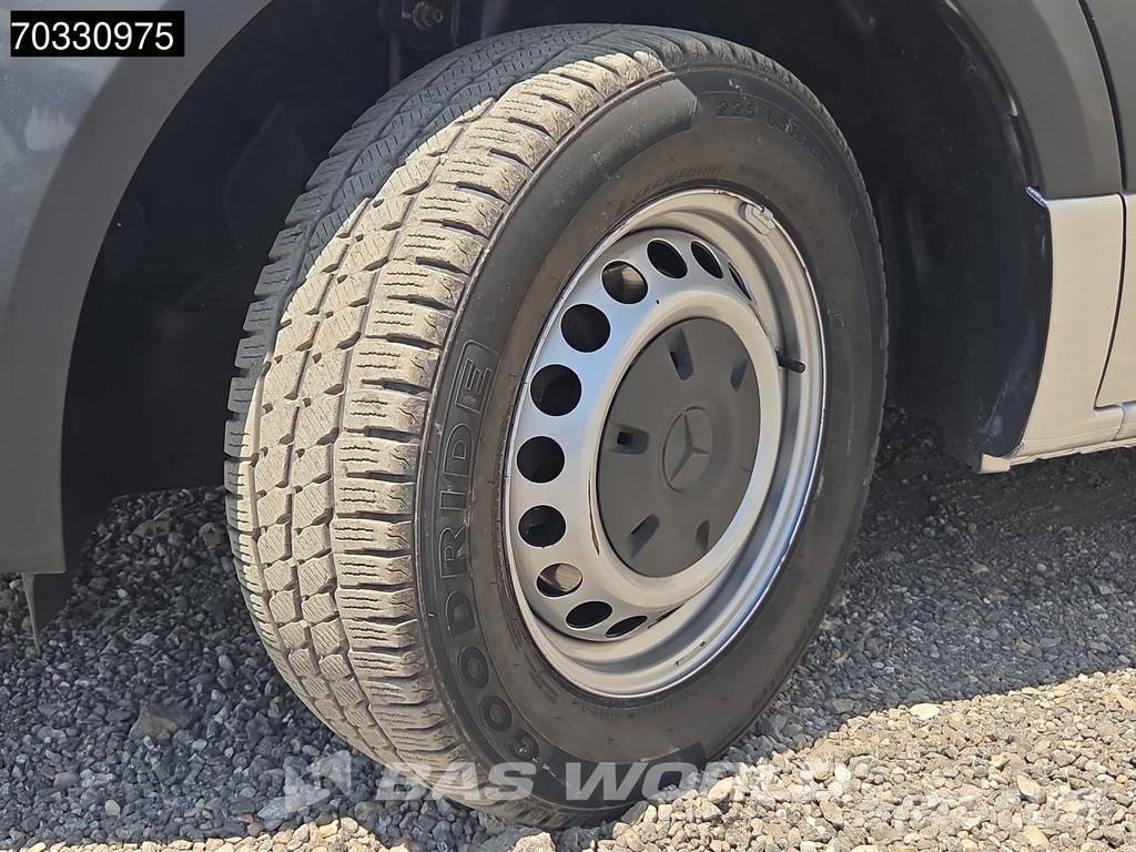 Mercedes-Benz Sprinter 215 CDI Próximamente matriculado en Españ 패널 화물차