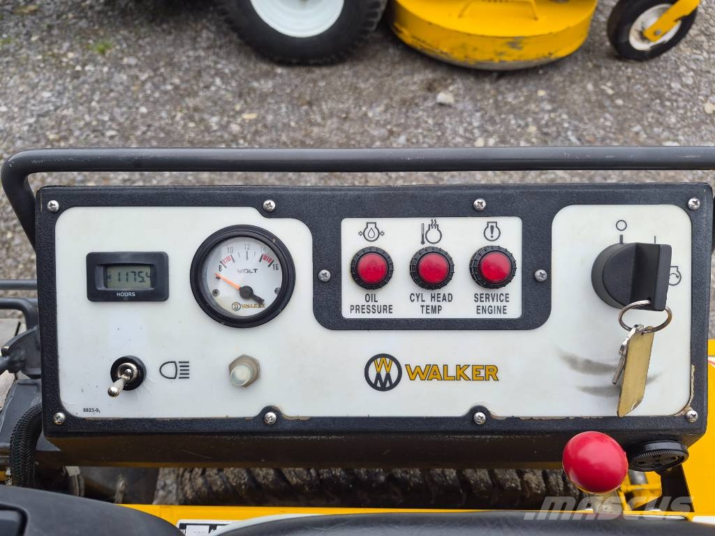 Walker MT 25T-32 Tolókaros fűnyírók