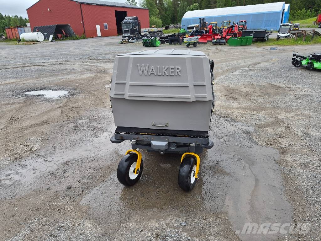 Walker MT 25T-32 Tolókaros fűnyírók