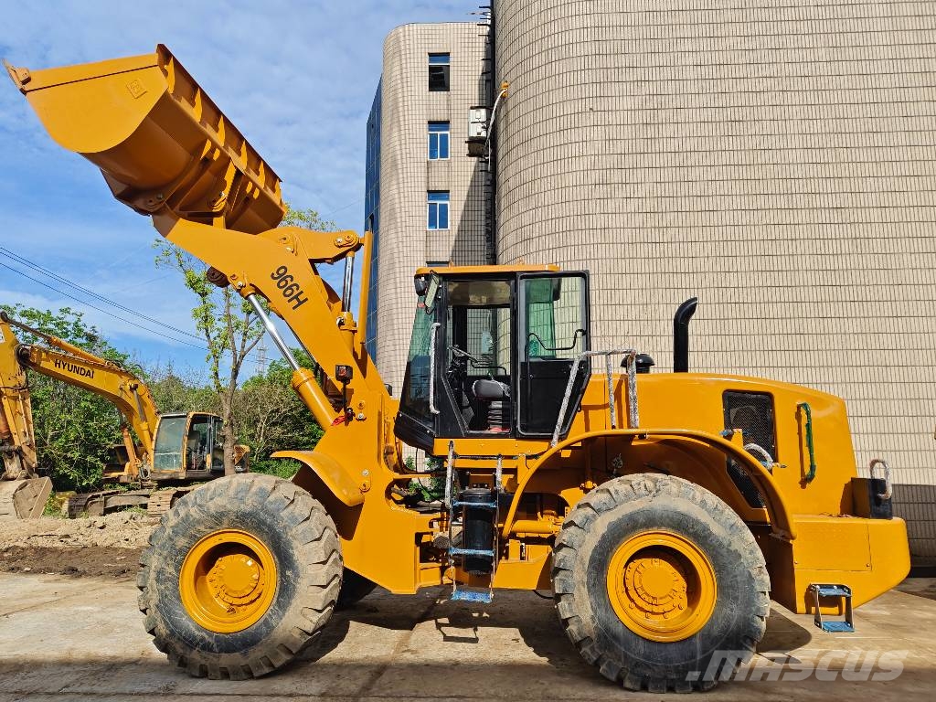 CAT 966 H 輪胎式裝載機