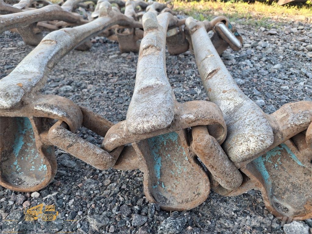 Olofsfors Of standard 710/45x26,5 Used/Beg المسارات والسلاسل والهيكل السفلي