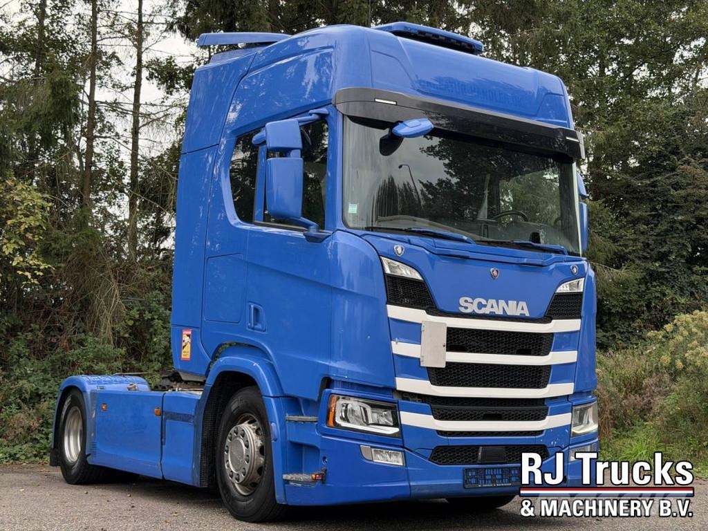 Scania R450 Topline - Retarder | Custom Interior | NightA Vlačilci