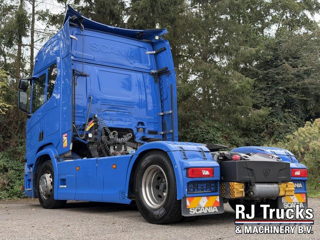 Scania R450 Topline - Retarder | Custom Interior | NightA Vlačilci