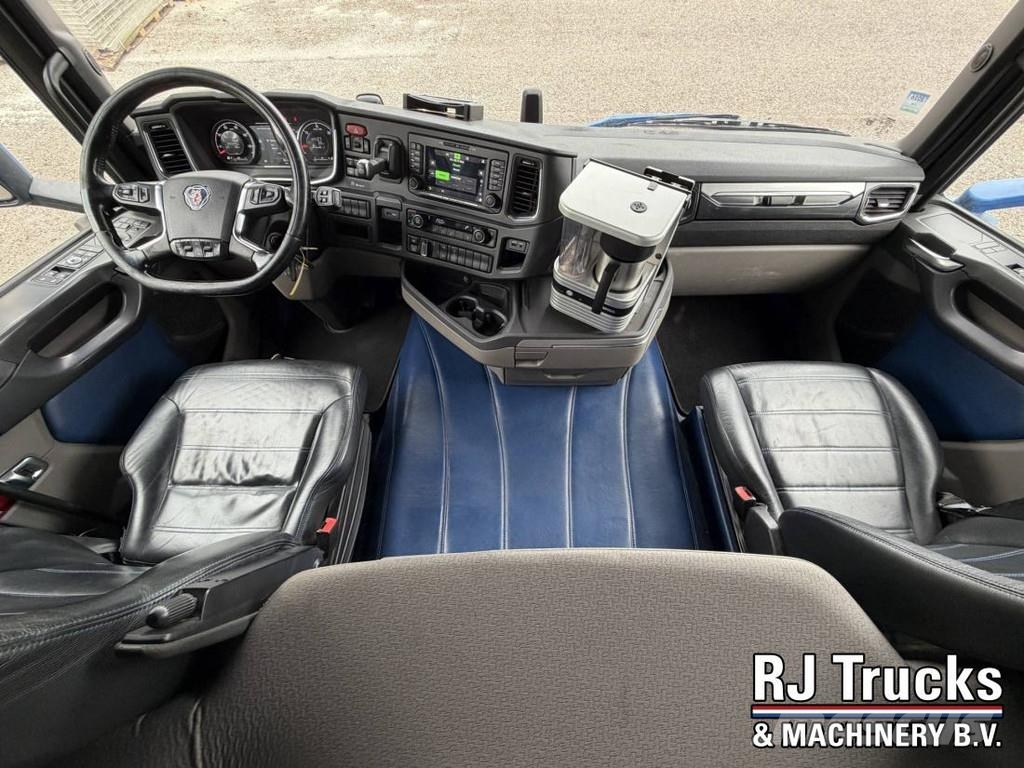 Scania R450 Topline - Retarder | Custom Interior | NightA Vlačilci