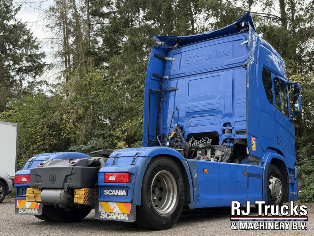 Scania R450 Topline - Retarder | Custom Interior | NightA Vlačilci