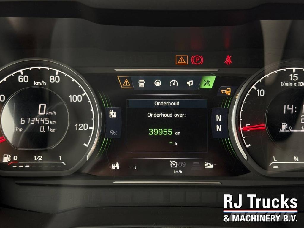 Scania R450 Topline - Retarder | Custom Interior | NightA Vlačilci