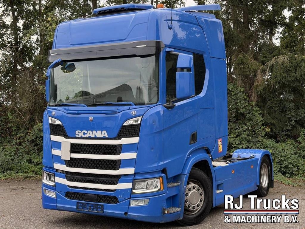 Scania R450 Topline - Retarder | Custom Interior | NightA Vlačilci