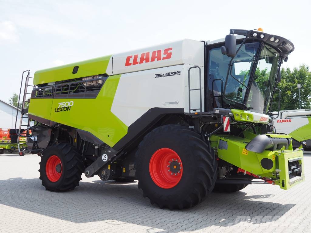CLAAS Lexion 7500 + V930 Cosechadoras combinadas