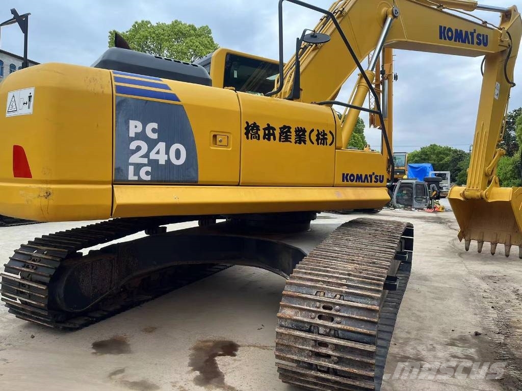 Komatsu PC 240 LC Верижен екскаватор