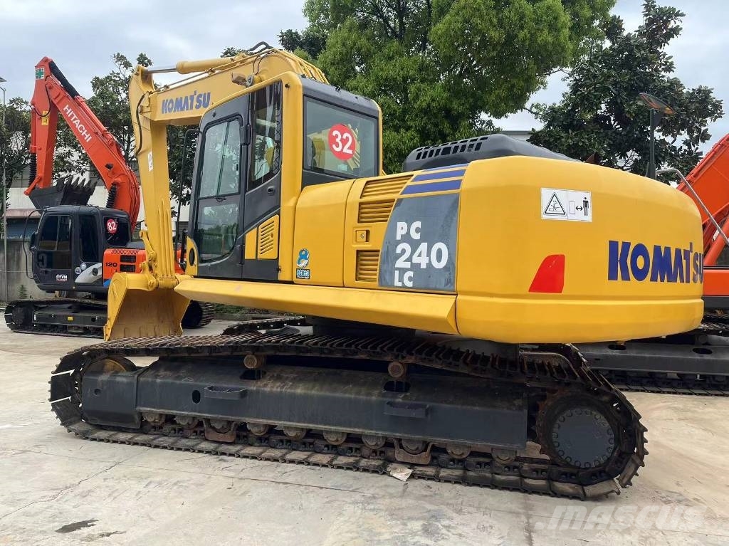 Komatsu PC 240 LC Верижен екскаватор