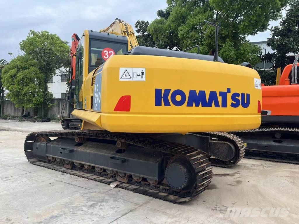 Komatsu PC 240 LC Верижен екскаватор