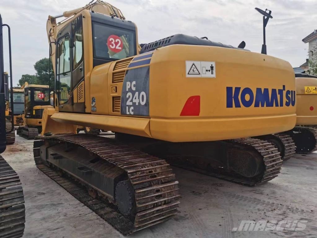 Komatsu PC 240 LC Верижен екскаватор