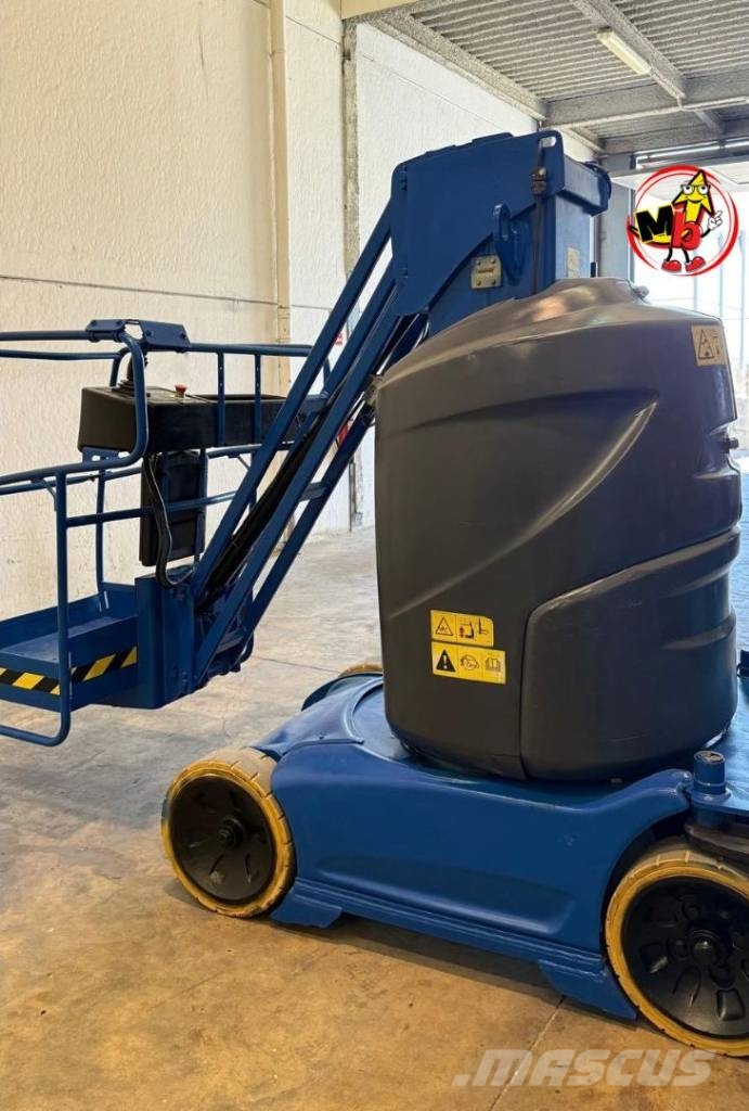 Genie GR-26J Compact self-propelled boom lifts