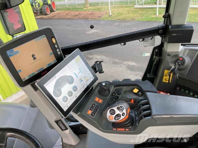 CLAAS XERION 4200 TRAC VC 트랙터