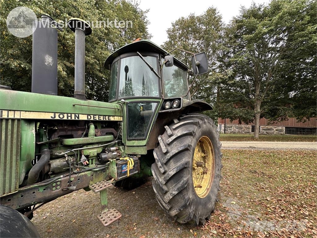 John Deere 4440 PS Hfwd Traktori