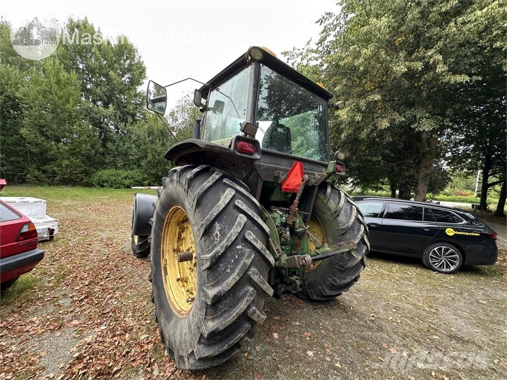 John Deere 4440 PS Hfwd Traktori