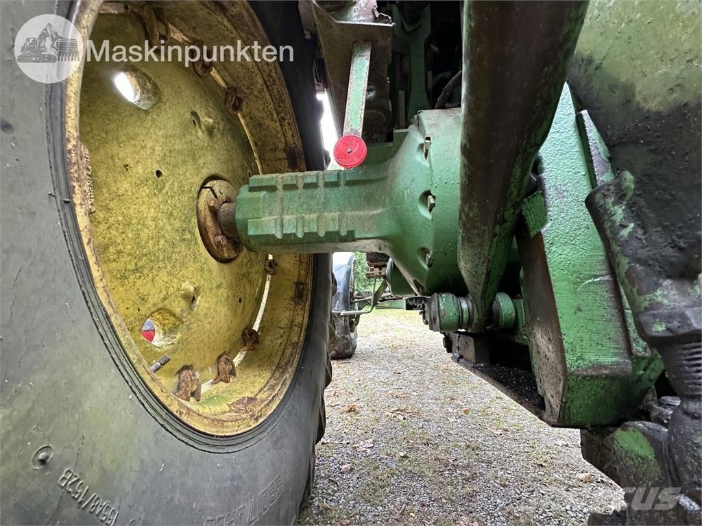 John Deere 4440 PS Hfwd Traktori