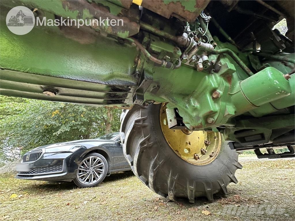 John Deere 4440 PS Hfwd Traktori