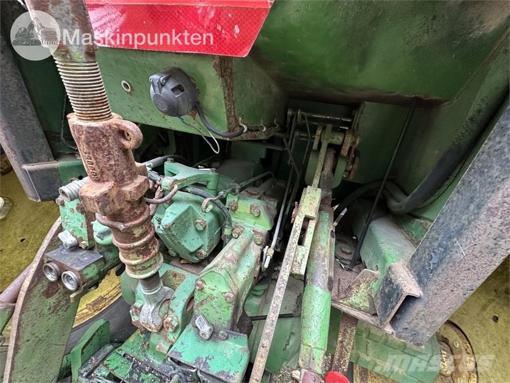 John Deere 4440 PS Hfwd Traktori