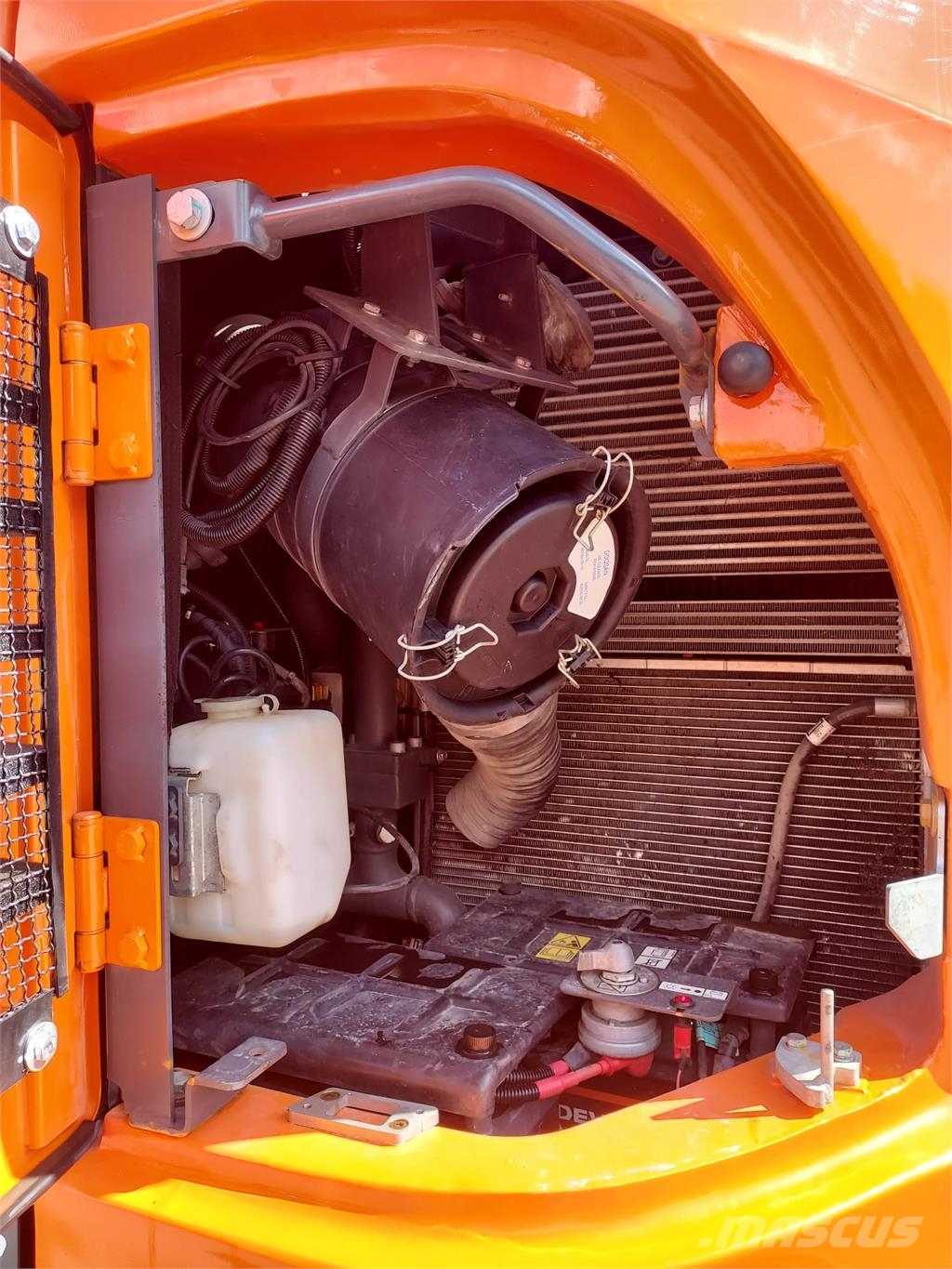 Doosan DX140LCR-5 Lánctalpas kotrók