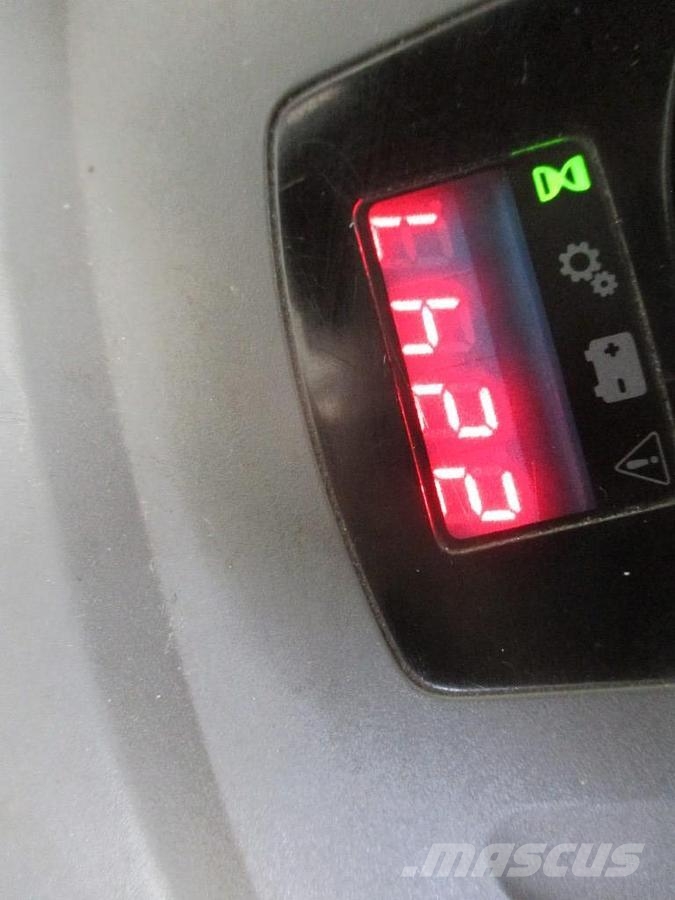BT LPE200 Montacargas con plataformas de baja elevación