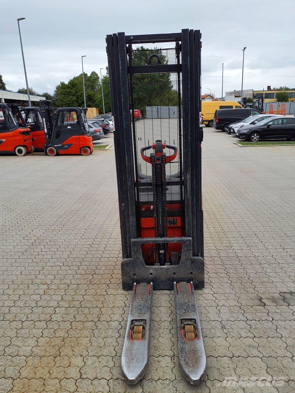 Linde L14AP 行走式堆垛机