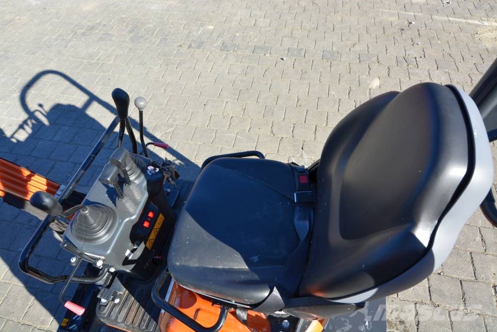 Hitachi ZX 10U-6 Мини екскаватори < 7 т