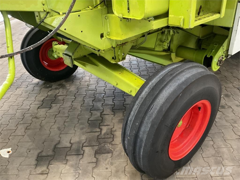 CLAAS Dominator 68 콤바인 수확기