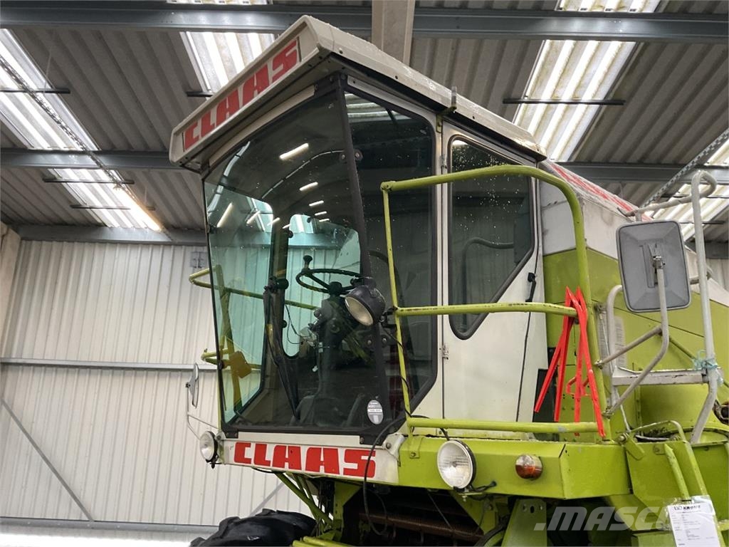 CLAAS Dominator 68 콤바인 수확기