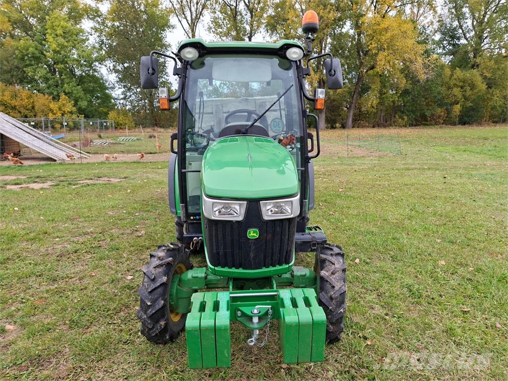 John Deere 3033R 4X4 + ŠÁLEK ANS-2800P Outro